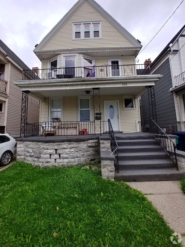 Grant Ferry Gated Apartments for Rent Buffalo, NY 20 Rentals