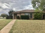Foto principal - 701 Boyd Dr