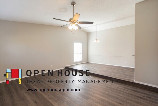Building Photo - 2808 Treeview Dr, Arlington