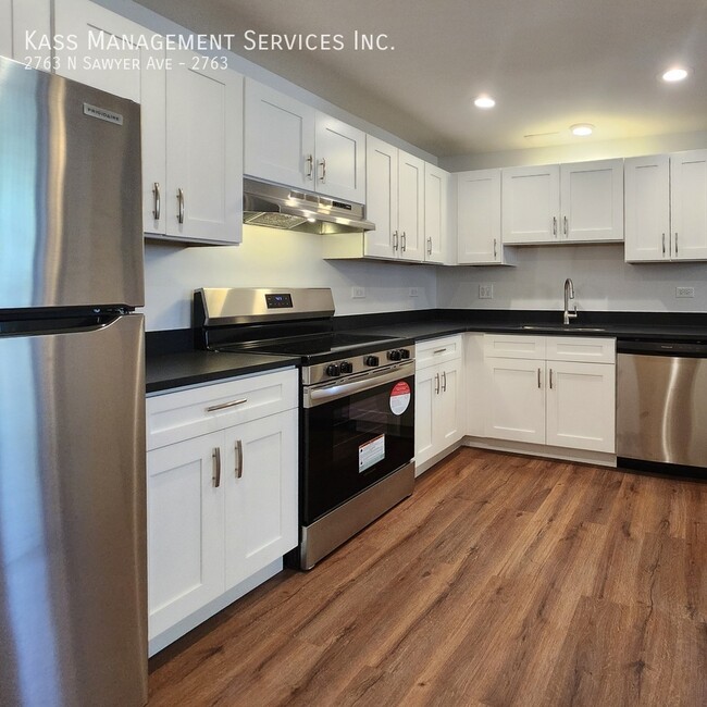 Photo - 2763 N Sawyer Ave Apartment