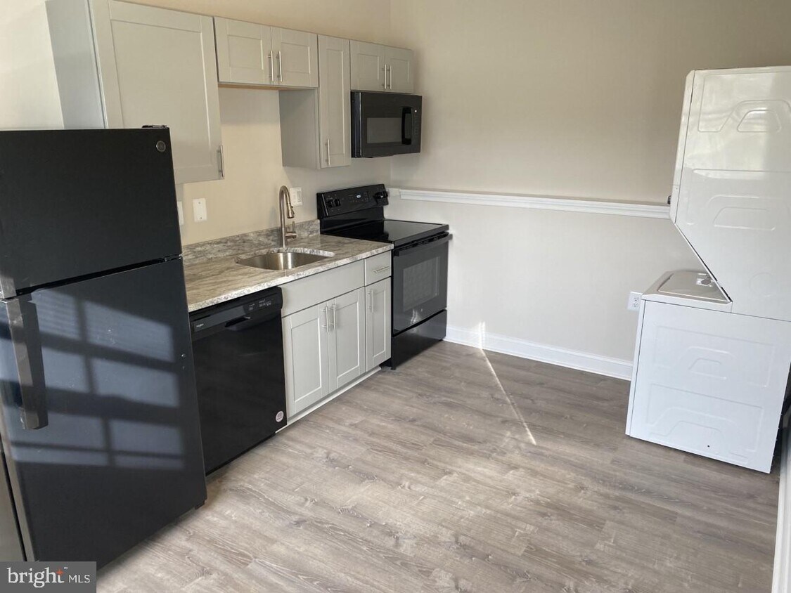 110 Chatfield Dr Unit 3, Shepherdstown, WV 25443 Room for Rent in