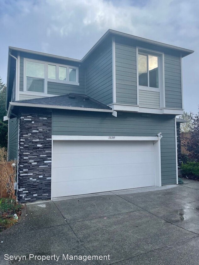 5 br, 4 bath House 18109 3rd Dr SE House Rental in Bothell, WA