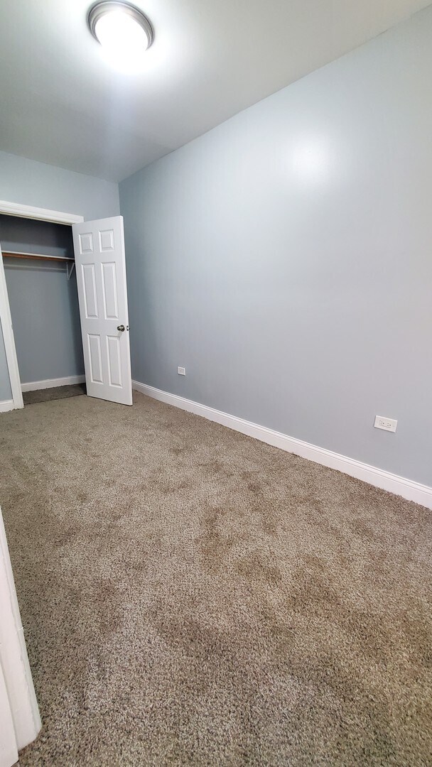 Building Photo - 2412 S Bell Ave