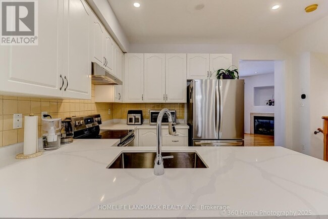 Building Photo - 51 Lebovic Dr