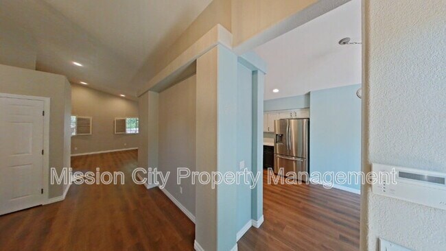 Foto del edificio - 3705 Hitchcock Ranch Rd