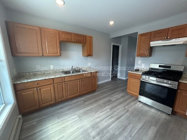 Building Photo - 3 Leonard St