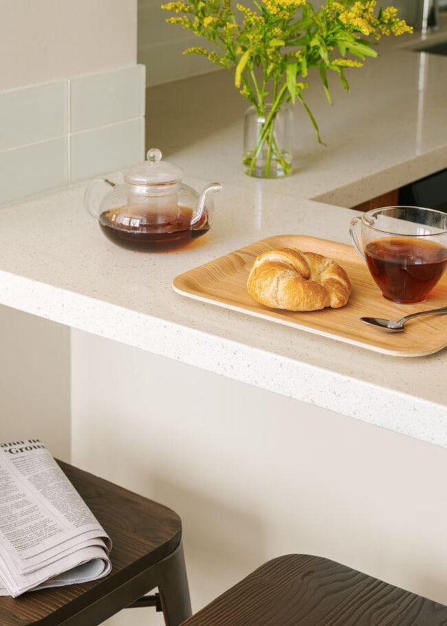 Building Photo - 925 Common St