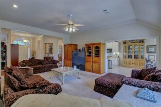 Building Photo - 210 Deauville Dr