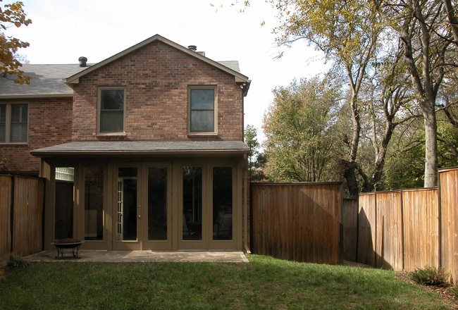 Building Photo - 3412 Belmont Blvd