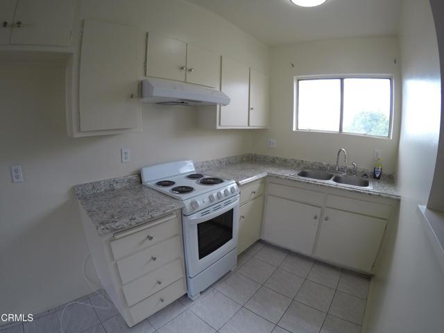 Building Photo - 13050 Dronfield Ave