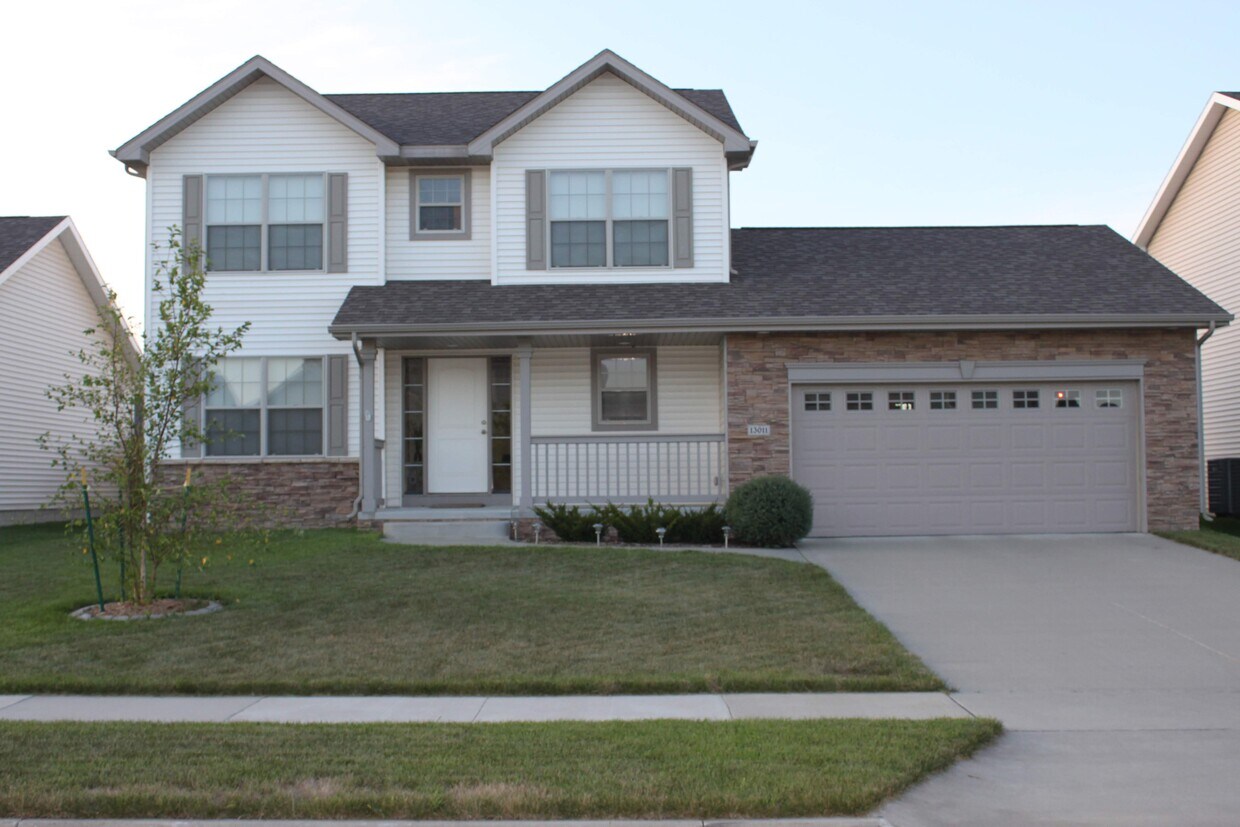 Front - 13011 Westbrook Dr