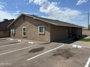 Building Photo - 1062 N 27th St