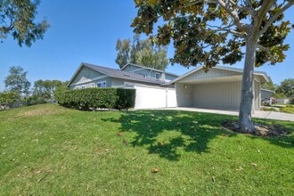 Building Photo - 1809 Stonebrook Ln