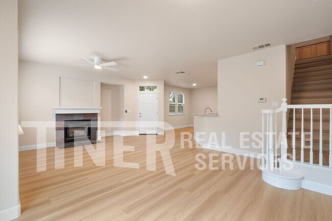 Foto del edificio - 1011 Boardwalk Way