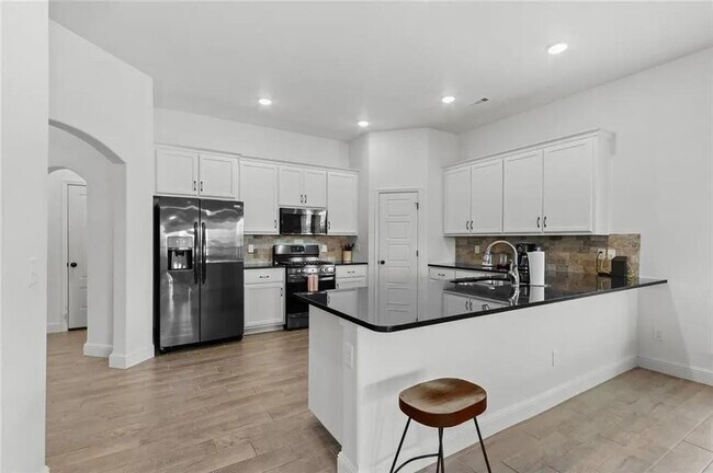 Foto del edificio - 6108 NW Silas St