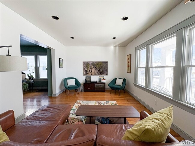 Foto del edificio - 519 Wendell Terrace