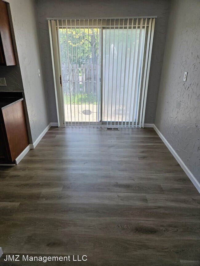 Foto del edificio - 2 br, 1.5 bath House - 27608 Evelyn