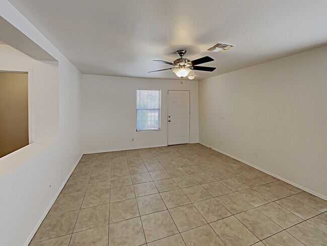 Foto del edificio - 11824 W Scotts Drive