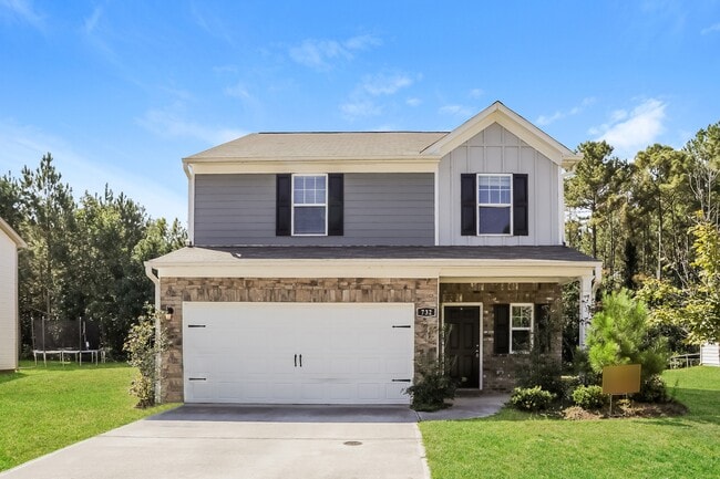 Building Photo - 732 Fitzroy Dr