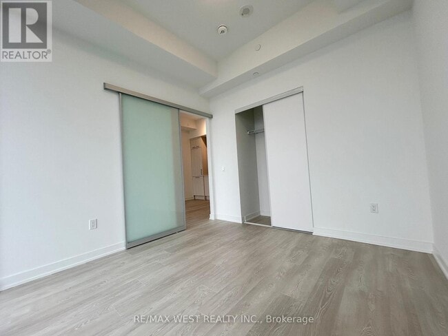 Photo du bâtiment - 634 Church St