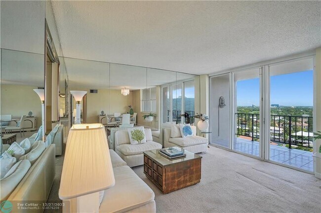 Foto del edificio - 2881 NE 33rd Ct