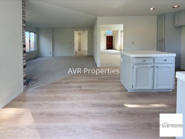 Foto del edificio - Beautiful Livermore Home Near Bill Clark Park  Available Now