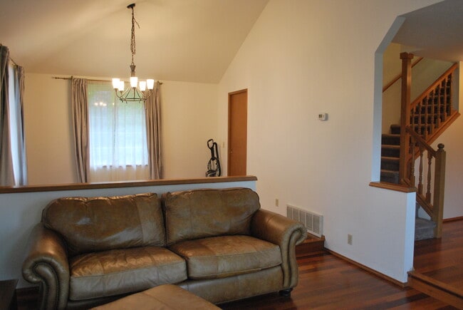 Foto del edificio - 20204 37th Ave W