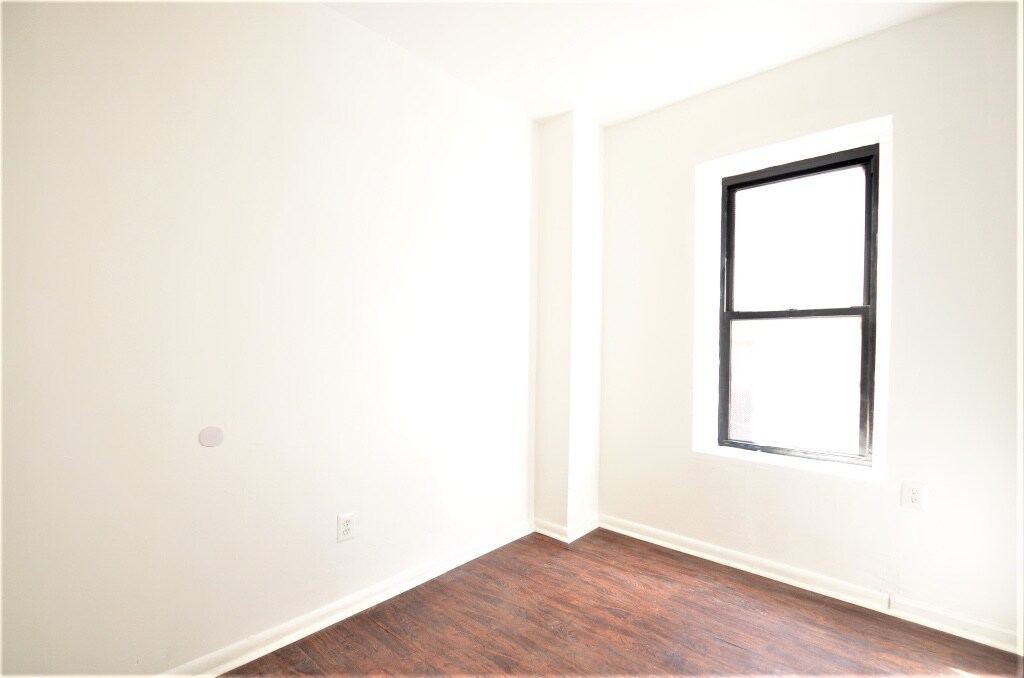 Building Photo - 1195 Grand Concourse