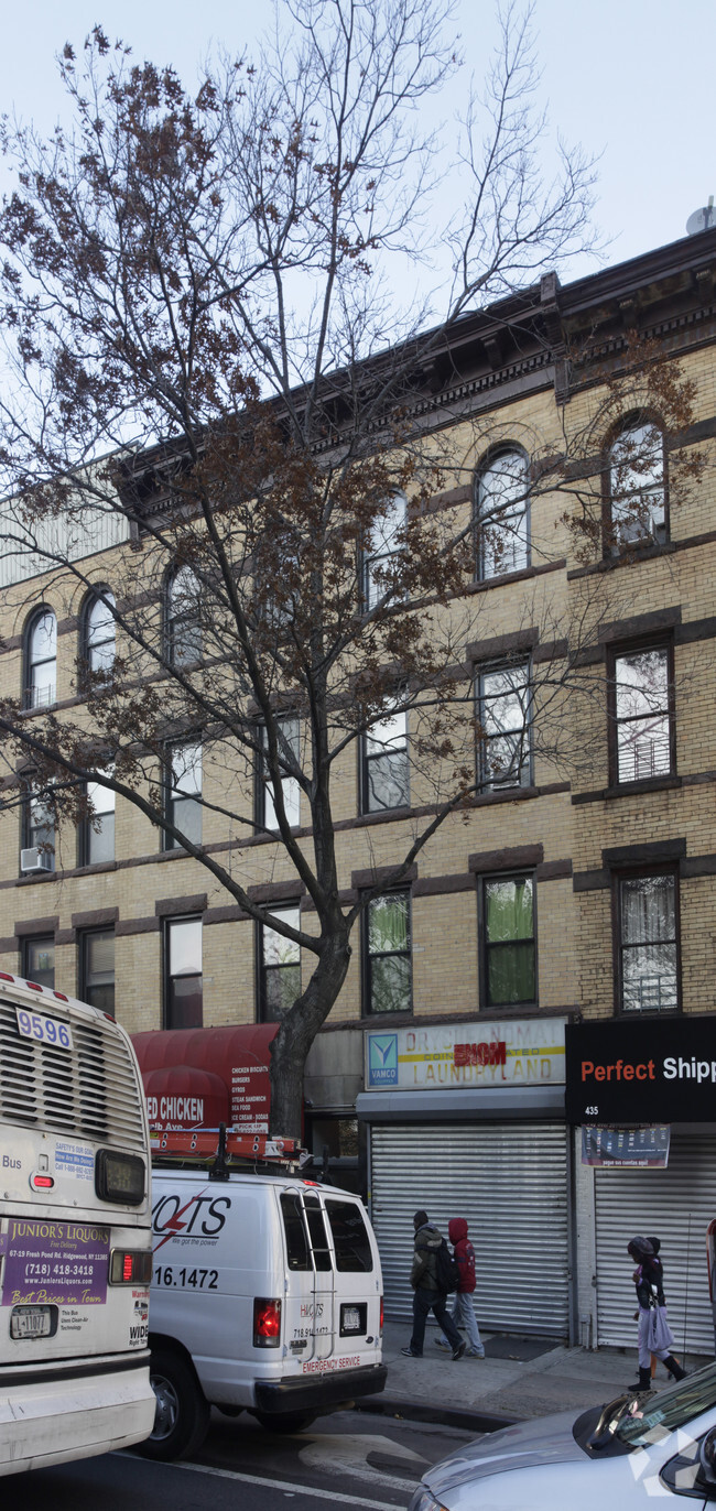 Building Photo - 433 Dekalb Ave