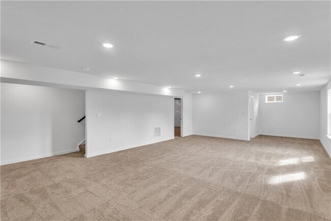 Foto del edificio - 315 William Dr