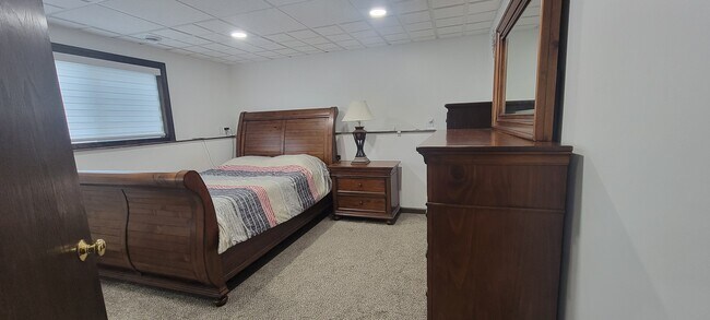 Foto del edificio - 8105 W Stoney Creek St