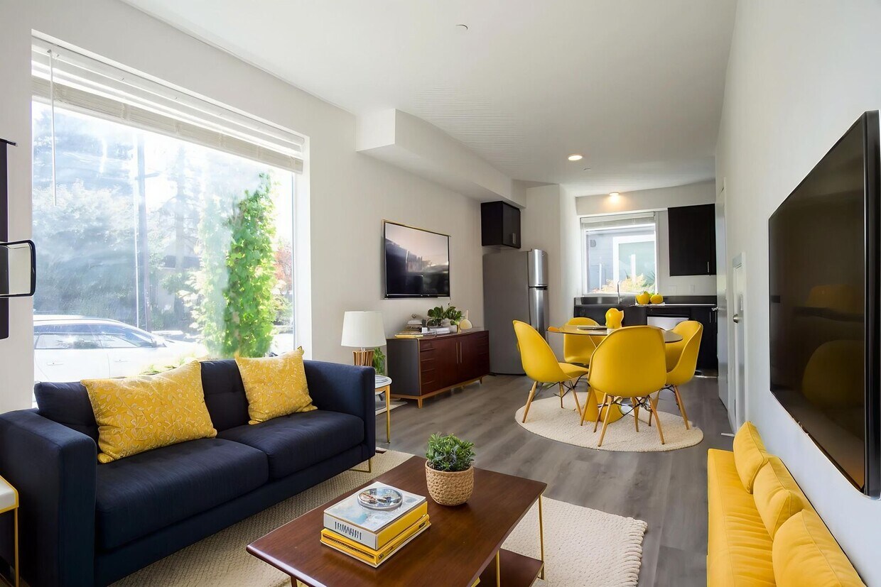 Primary Photo - Stylish 2-Bedroom Townhouse in St John's R...