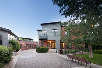 Building Photo - 501 Rio Grande Pl