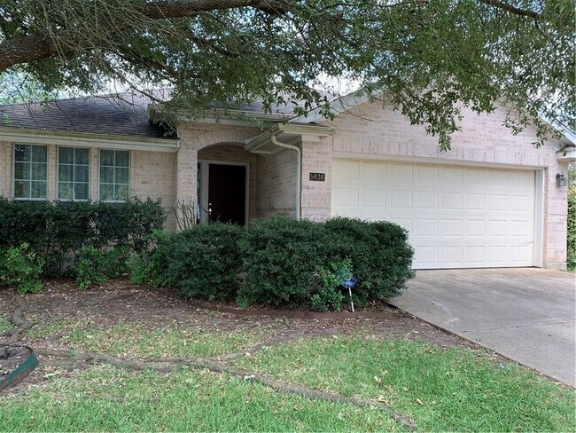 Foto del edificio - 5836 Lomita Verde Cir