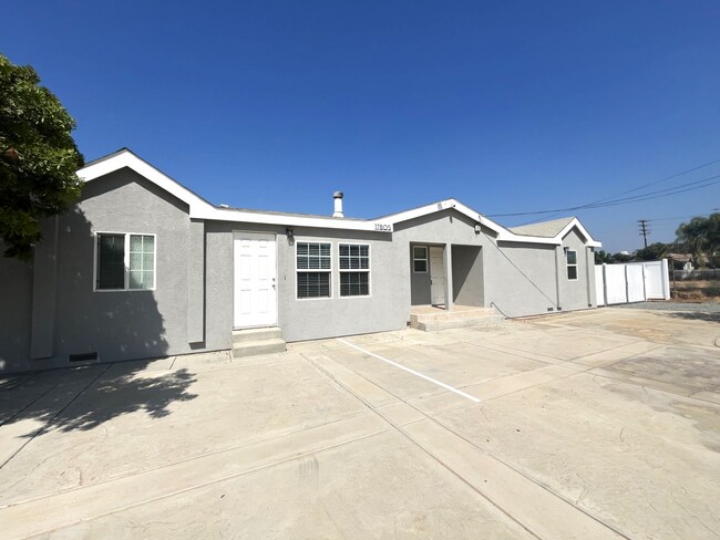 NewB RV T 17805 - NewB RV T 17805 Apartment