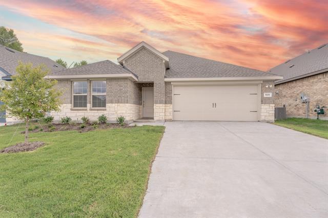 Primary Photo - 647 Carters Grv Dr