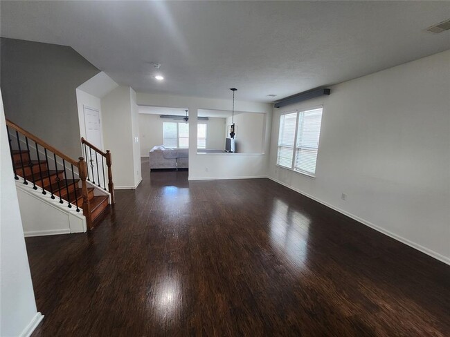 Foto del edificio - 4531 Ashberry Pine Ln