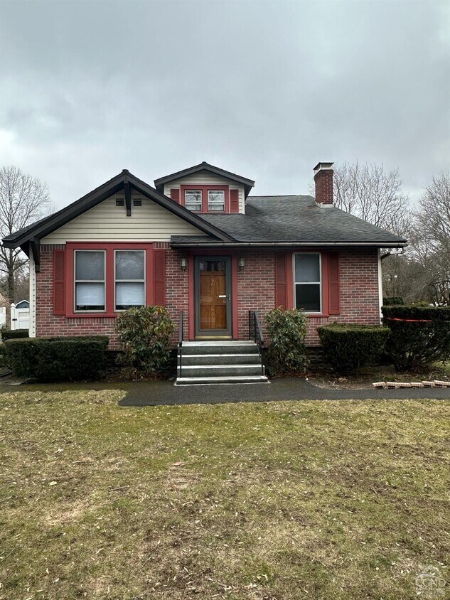 Primary Photo - 4022 Chatham St