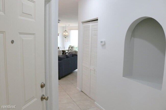 Building Photo - 3 br, 2 bath House - 12582 Shoreline Dr