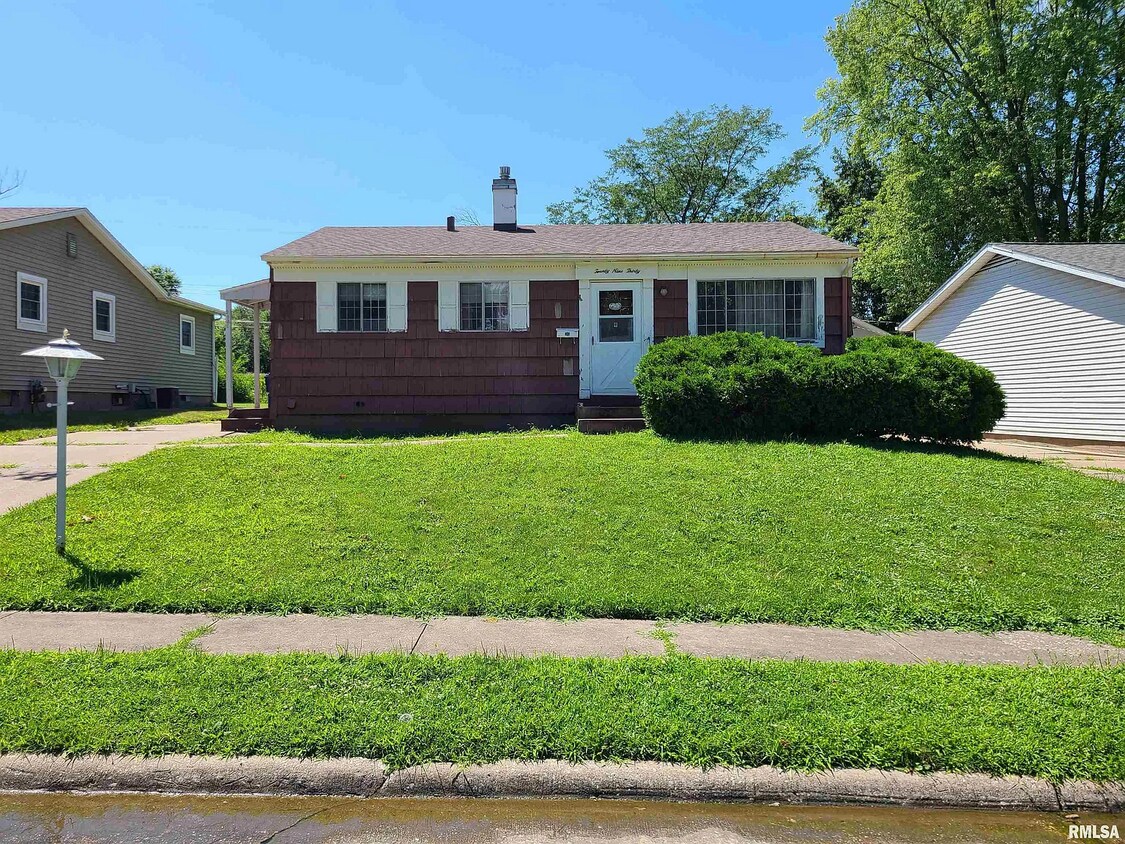 Foto principal - 2930 N Lincoln Ave