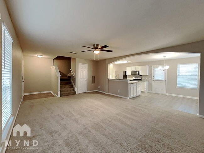 Building Photo - 14128 Broken Arrow Dr