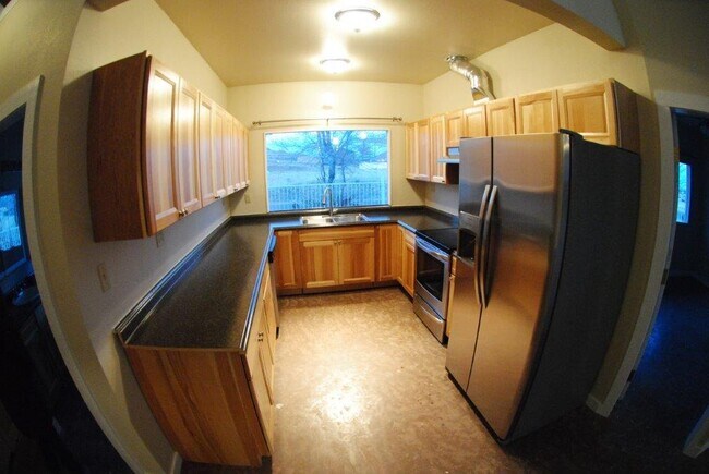 Building Photo - 45978 TX-118