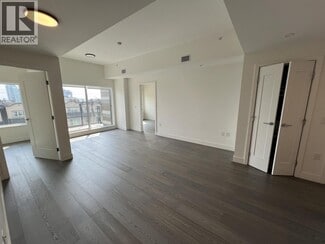 Building Photo - 477 W 59th Ave