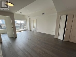 Building Photo - 477-477 W 59th Ave