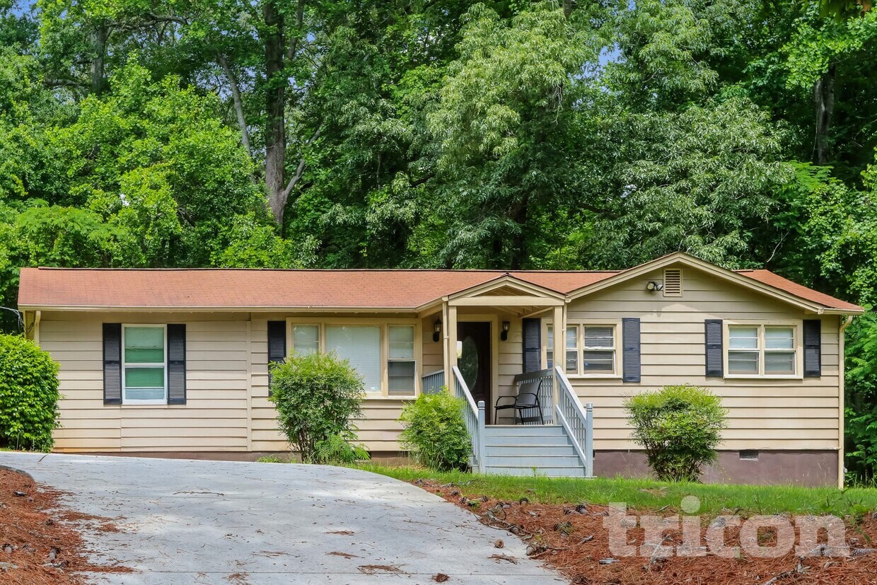 Foto principal - 6905 Camp Valley Rd