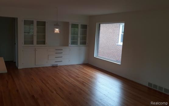 Foto del edificio - 422 Catalpa Dr
