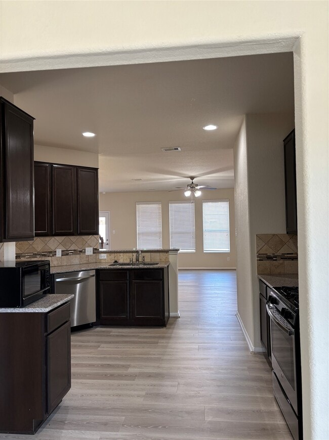 Foto del edificio - 15019 Darby Retreat Ln