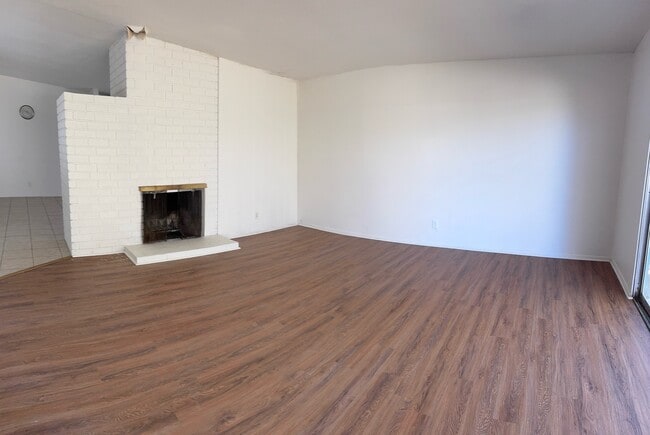 Foto del edificio - 1115 W Avenue H6