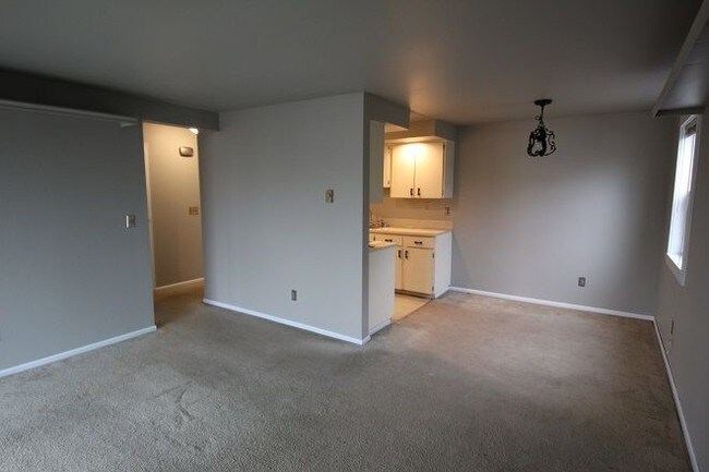 Foto del edificio - 307 128th St SE