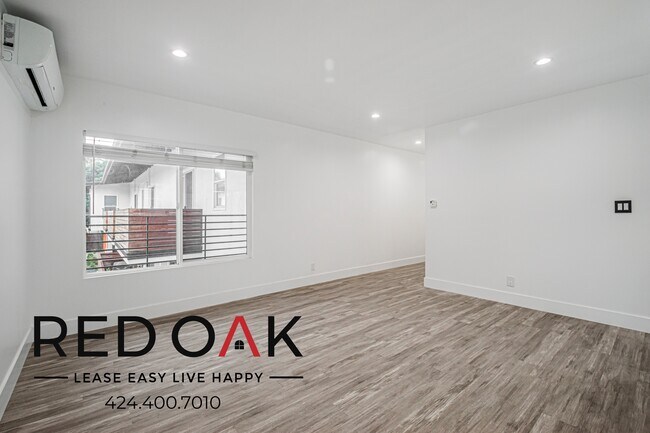 Foto del edificio - 1346 N Fuller Ave